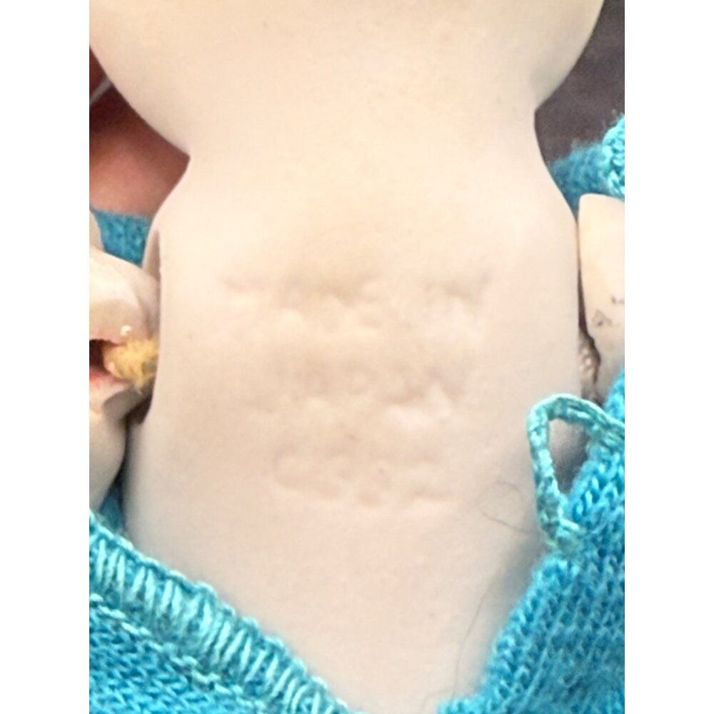 Vtg 7" Jointed Bisque Doll Turquoise Knit Outfit & Button Back Closure JAPAN - Picture 4 of 7
